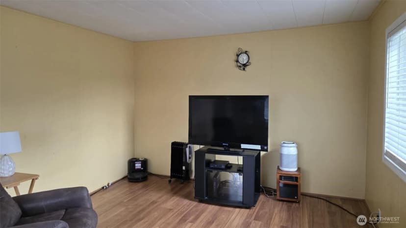 Property photo for 300 E Perry Street, Aberdeen photo 14