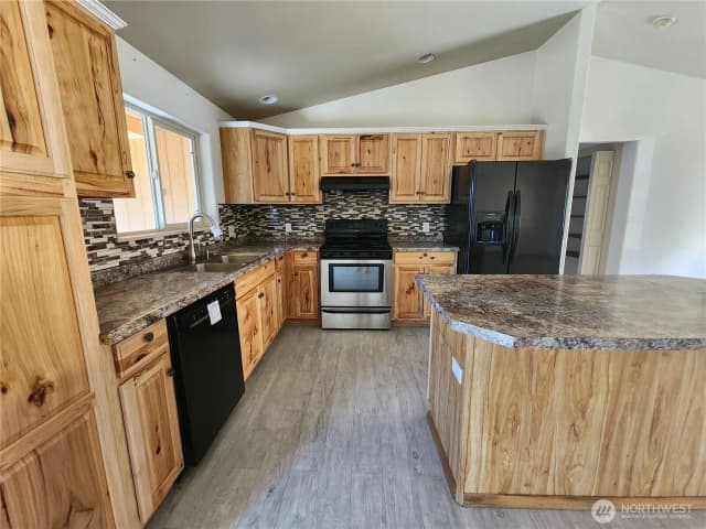 Property photo for 1070 S 4th Avenue, Othello photo 5