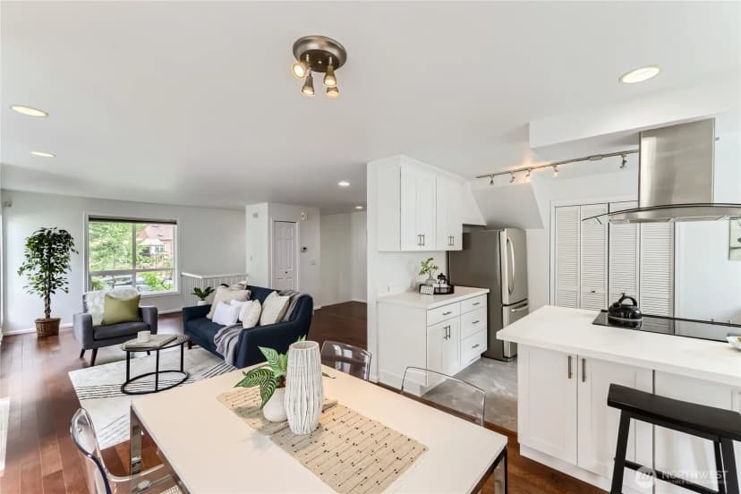 Property photo for 2801 Ne 130th Street #c101, Seattle photo 10