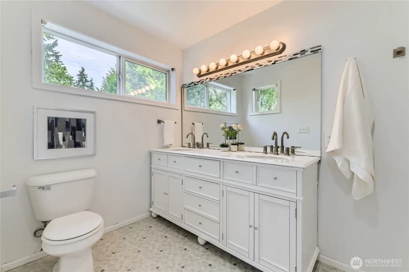 Property photo for 2801 Ne 130th Street #c101, Seattle photo 15