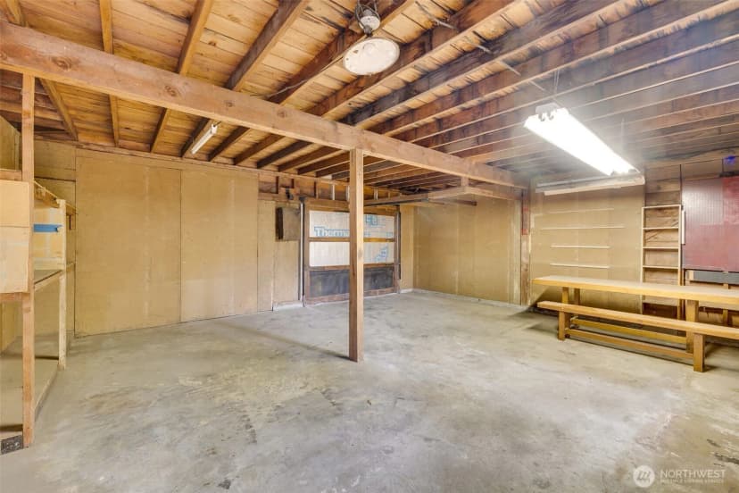 Property photo for 12520 24th Avenue Ne, Seattle photo 5