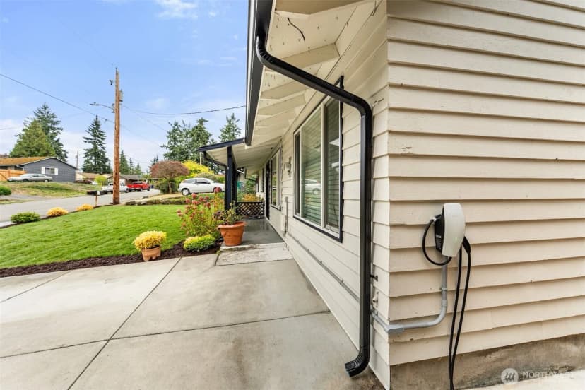Property photo for 620 Sw 302nd Street, Federal Way photo 26