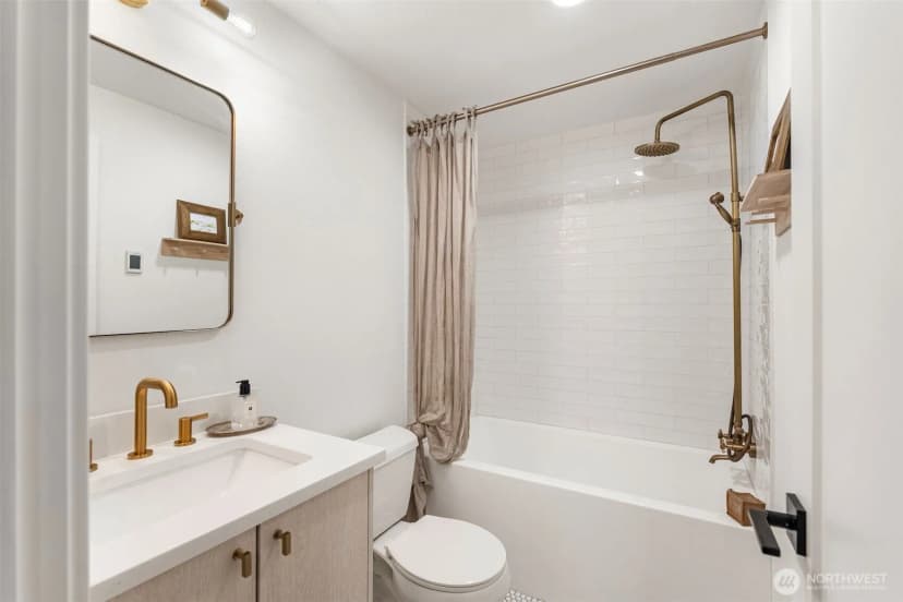 Property photo for 620 Sw 302nd Street, Federal Way photo 17