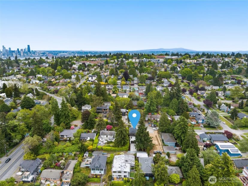 Property photo for 2727 50th Avenue Sw, Seattle photo 38