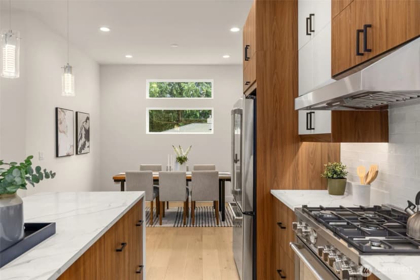 Property photo for 2727 50th Avenue Sw, Seattle photo 14