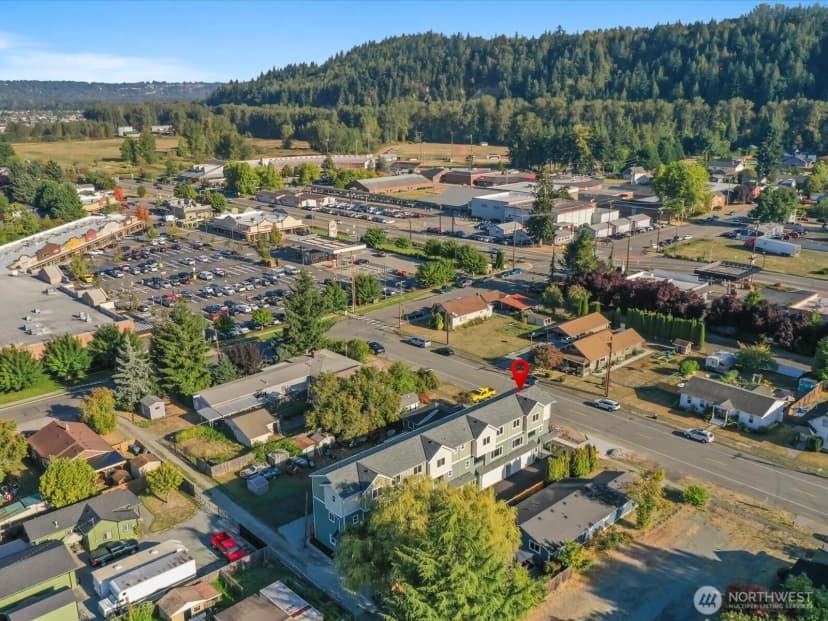 Property photo for 215 Corrin Avenue Nw #a, Orting photo 33