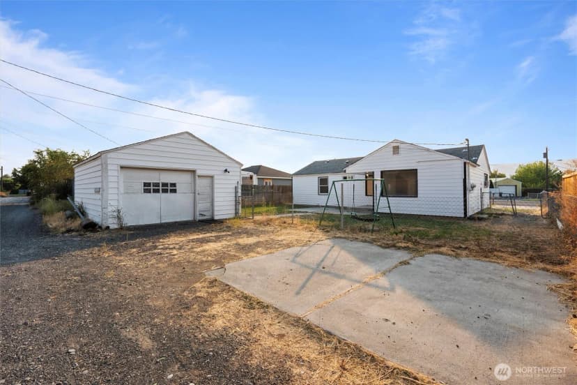 Property photo for 148 D Street Se, Ephrata photo 22