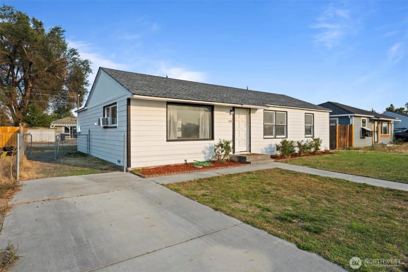 Property photo for 148 D Street Se, Ephrata