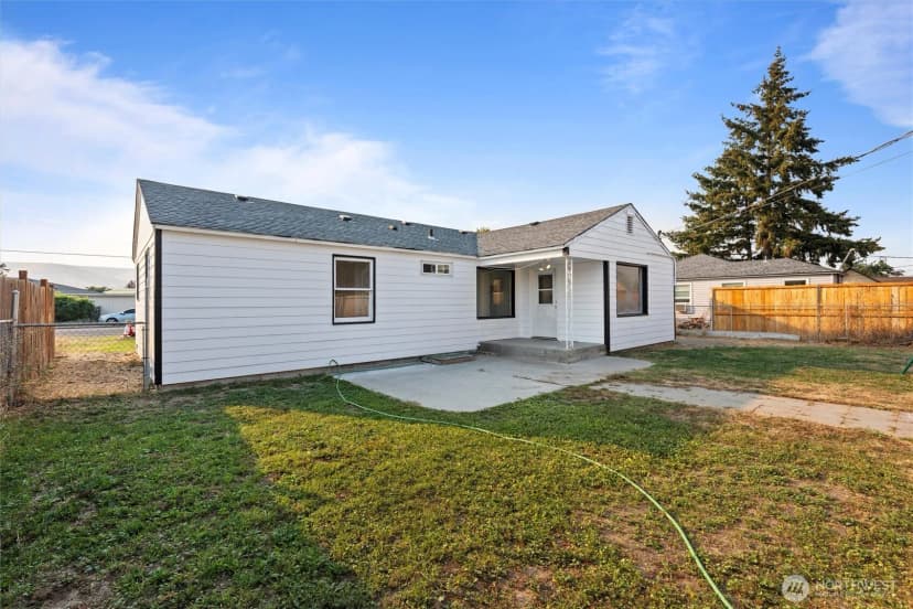 Property photo for 148 D Street Se, Ephrata photo 18