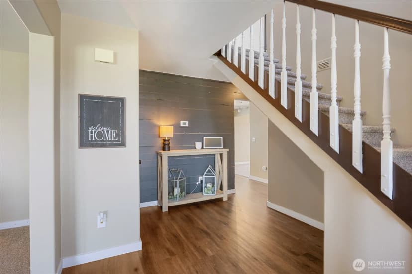 Property photo for 2327 Grand Avenue, East Wenatchee photo 8