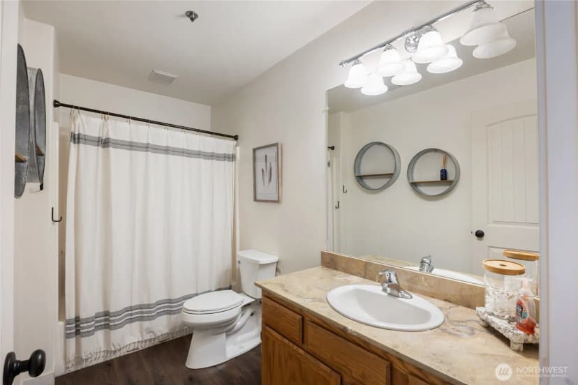 Property photo for 2327 Grand Avenue, East Wenatchee photo 30