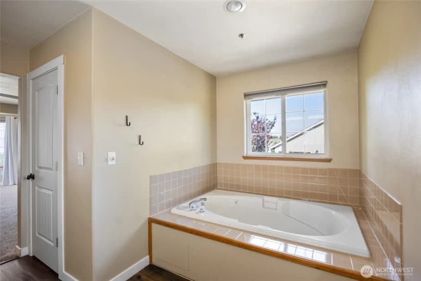 Property photo for 2327 Grand Avenue, East Wenatchee photo 26