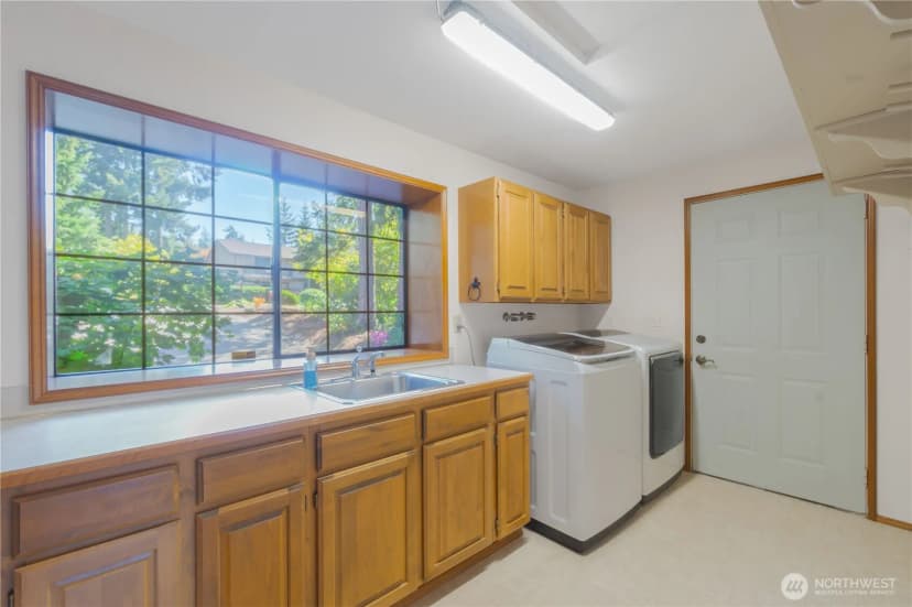 Property photo for 865 Ne Rimrock Drive, Bremerton photo 6