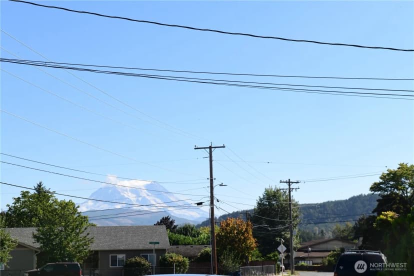 Property photo for 507 Center St W, Eatonville photo 38