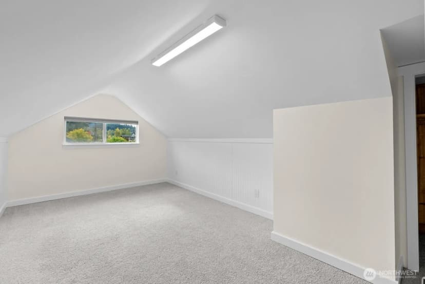 Property photo for 507 Center St W, Eatonville photo 25