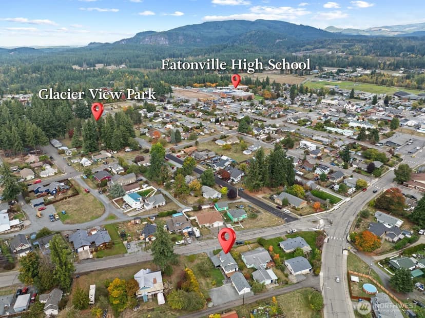 Property photo for 507 Center St W, Eatonville photo 36