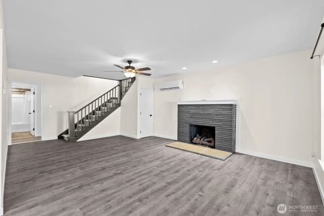 Property photo for 507 Center St W, Eatonville photo 4