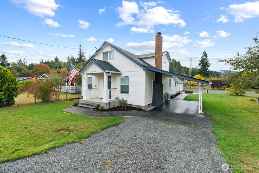 Property photo for 507 Center St W, Eatonville photo 3