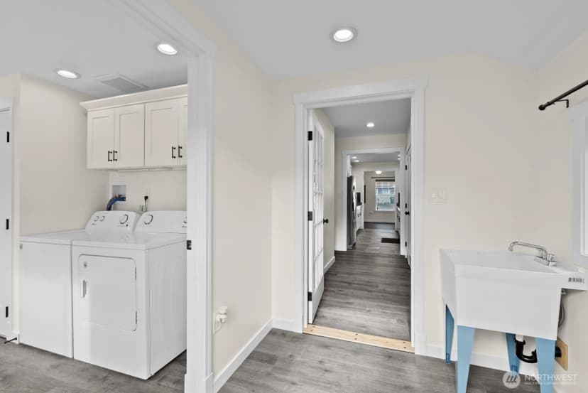 Property photo for 507 Center St W, Eatonville photo 20