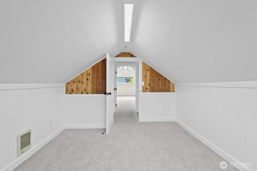 Property photo for 507 Center St W, Eatonville photo 24
