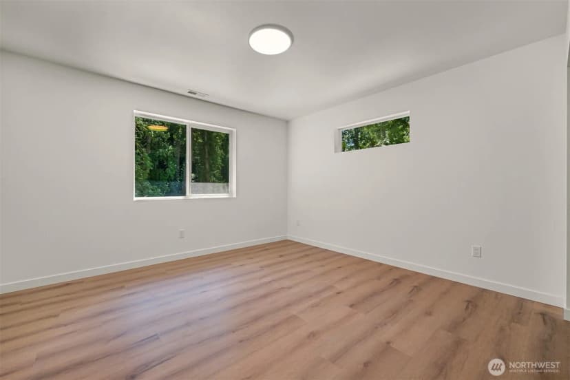 Property photo for 4750 Lost Creek Lane, Bellingham photo 14