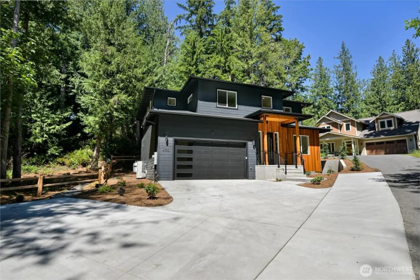 Property photo for 4750 Lost Creek Lane, Bellingham photo 3