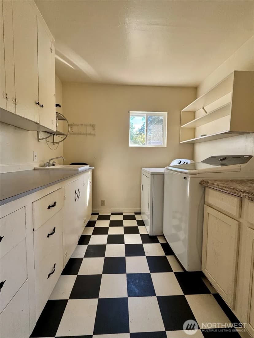 Property photo for 1817 E Terrace Way, Kelso photo 8