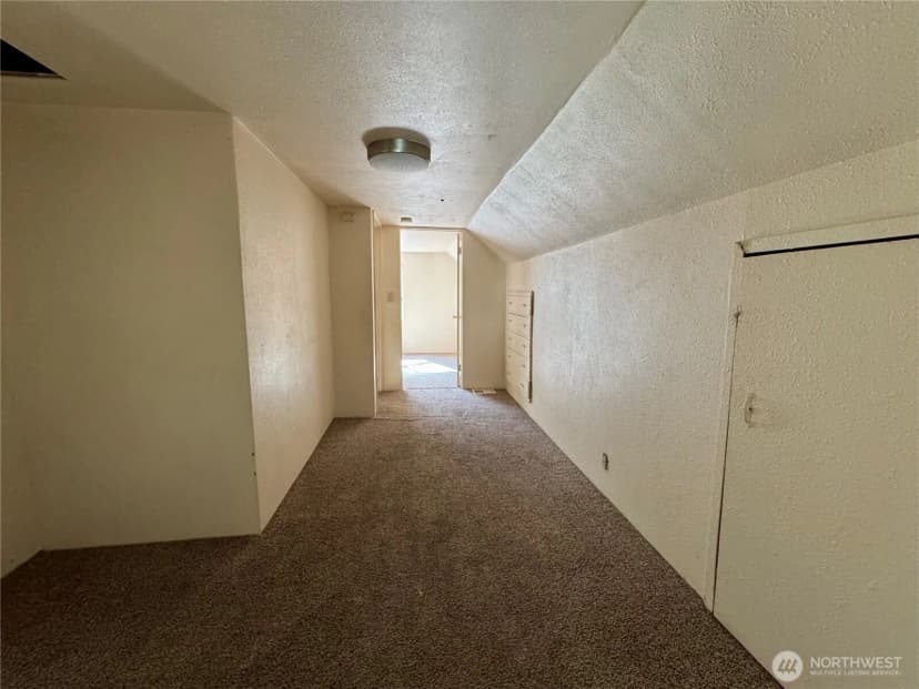 Property photo for 1817 E Terrace Way, Kelso photo 16