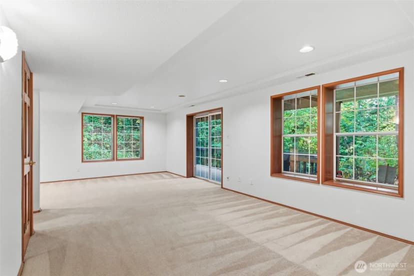 Property photo for 11647 29th Avenue Sw, Burien photo 24