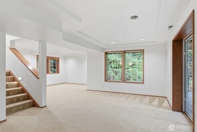 Property photo for 11647 29th Avenue Sw, Burien photo 23