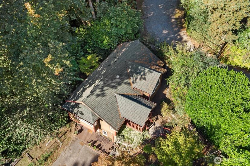 Property photo for 18464 47th Place Ne, Lake Forest Park photo 32