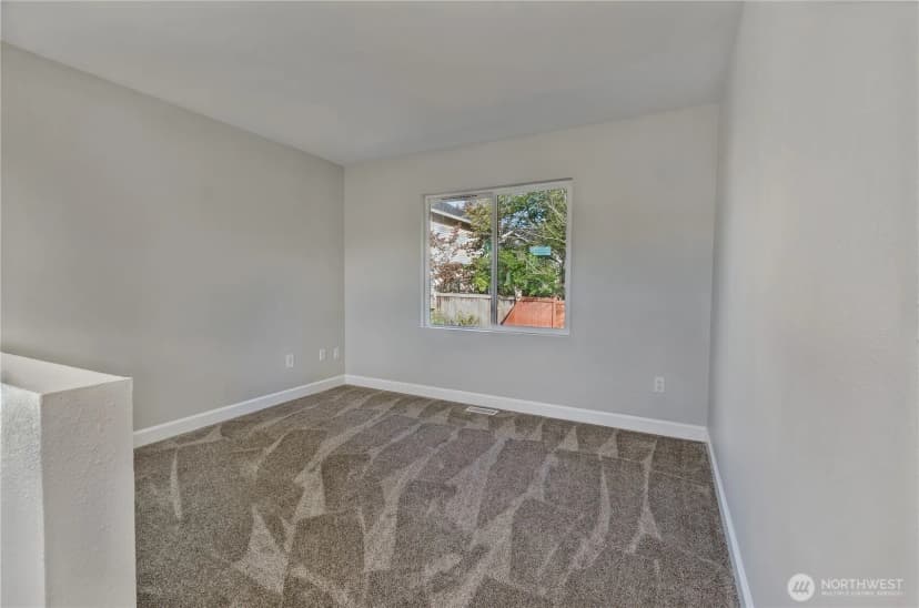 Property photo for 2101 62nd Street Se, Auburn photo 16