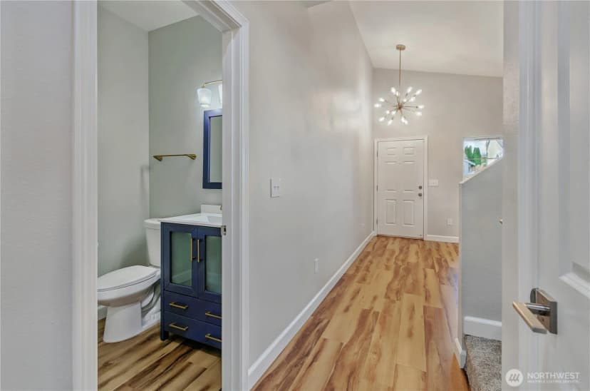 Property photo for 2101 62nd Street Se, Auburn photo 6