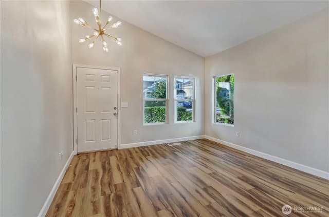 Property photo for 2101 62nd Street Se, Auburn photo 5