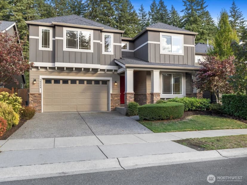Property photo for 16429 54th Avenue W, Lynnwood