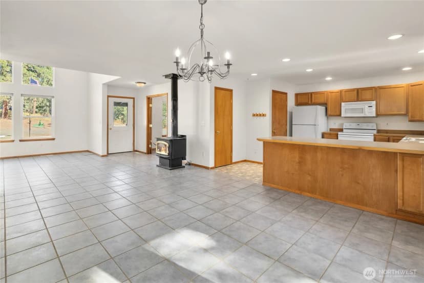 Property photo for 5855 Thorp Prarie Road, Cle Elum photo 13