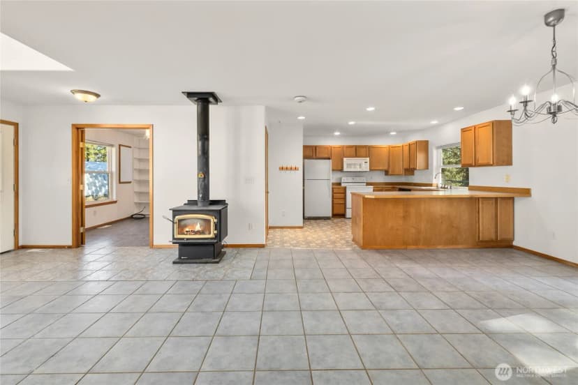 Property photo for 5855 Thorp Prarie Road, Cle Elum photo 15