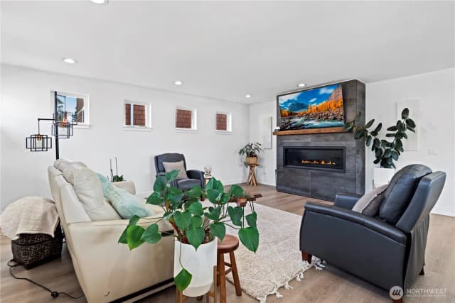 Property photo for 2343 Nw 196th Street, Shoreline photo 4