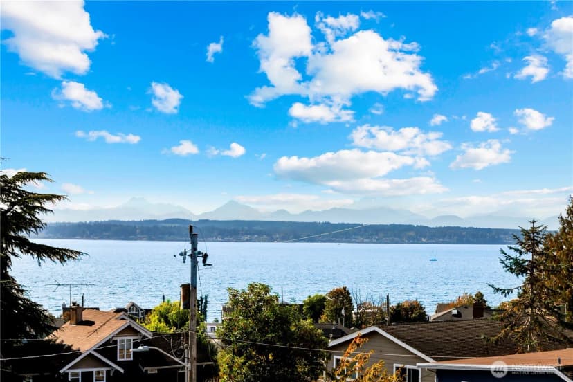Property photo for 2343 Nw 196th Street, Shoreline photo 35
