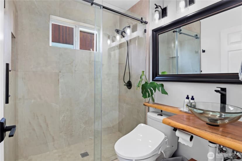 Property photo for 2343 Nw 196th Street, Shoreline photo 18
