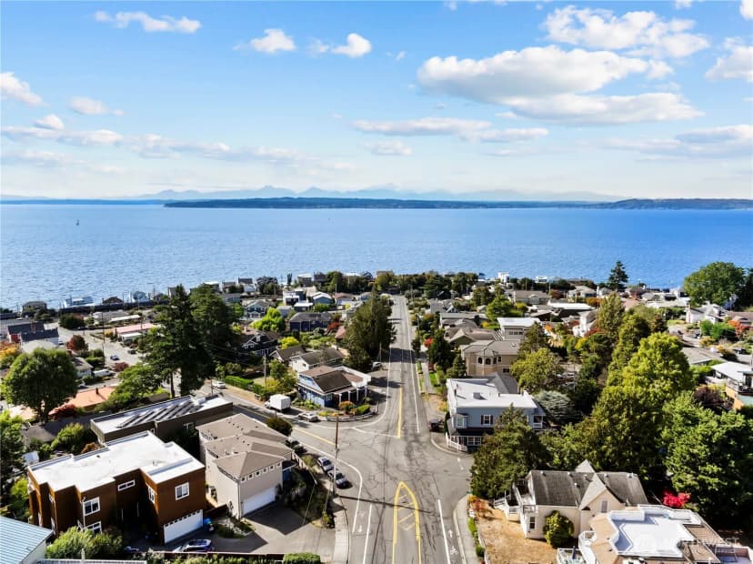 Property photo for 2343 Nw 196th Street, Shoreline photo 37