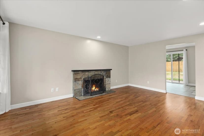 Property photo for 32 223rd Street Sw, Bothell photo 4