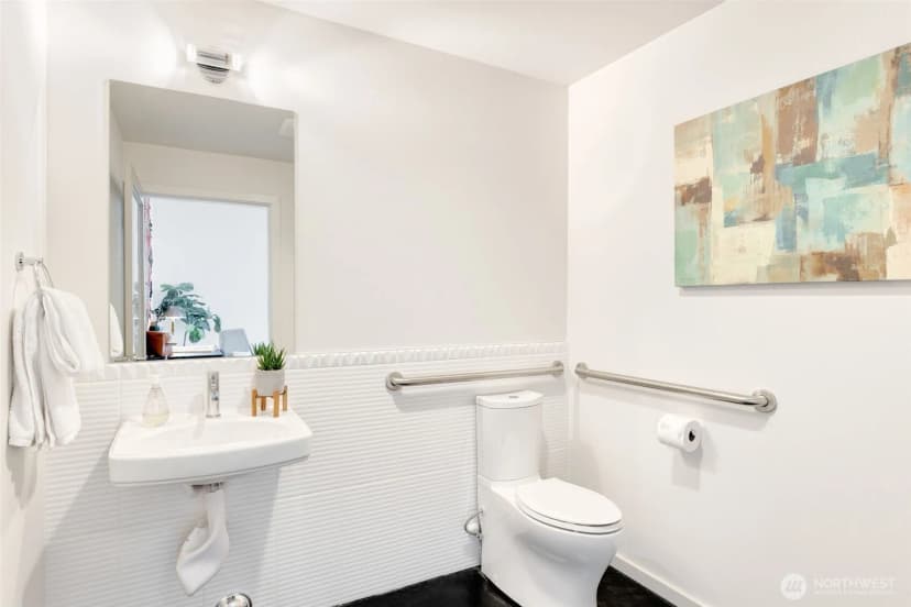 Property photo for 7327 35th Avenue Ne, Seattle photo 6