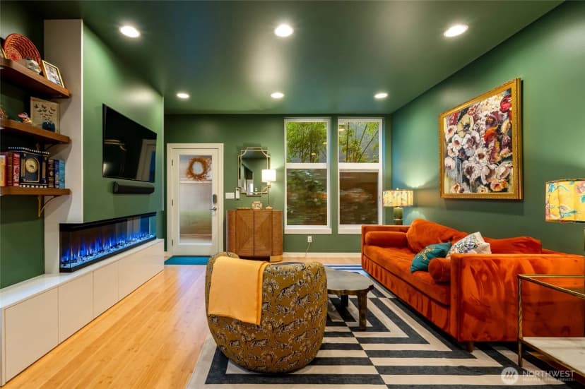 Property photo for 2204 California Avenue Sw #a, Seattle photo 3