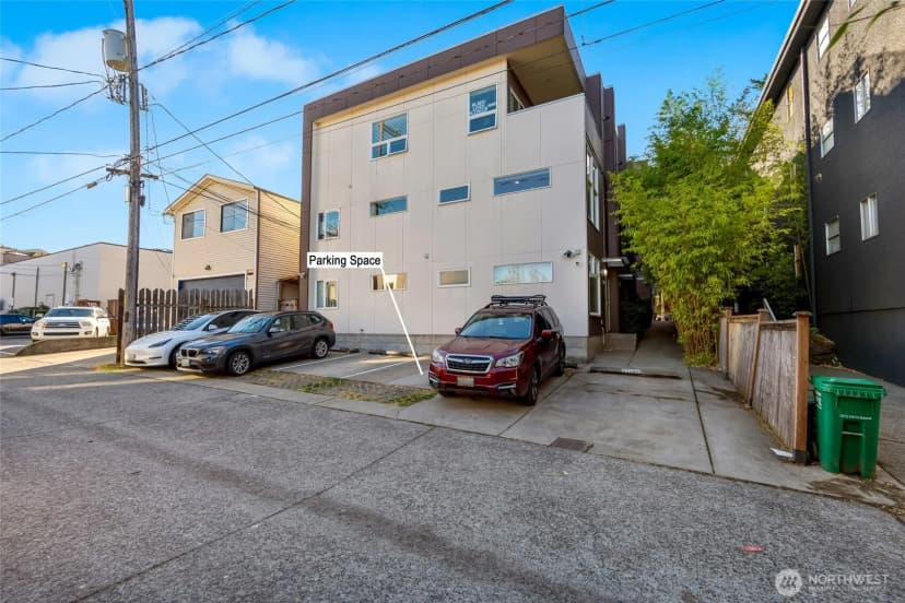 Property photo for 2204 California Avenue Sw #a, Seattle photo 19