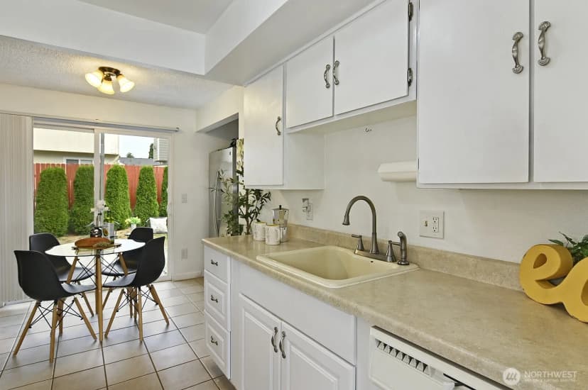 Property photo for 11420 Se 225th Street, Kent photo 5