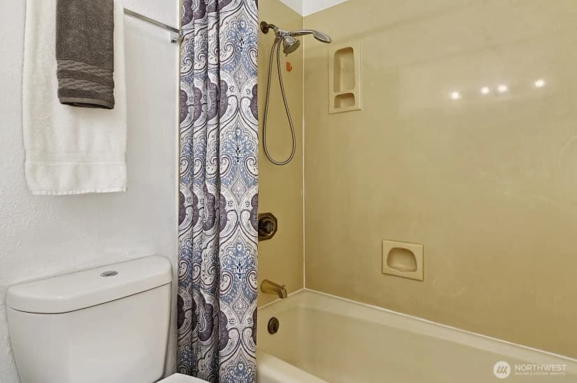 Property photo for 11420 Se 225th Street, Kent photo 10