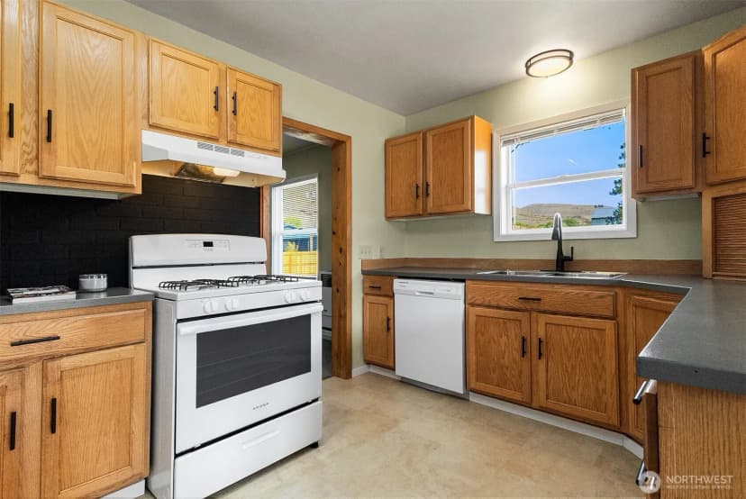 Property photo for 1215 Methow Valley Hwy E, Twisp photo 11