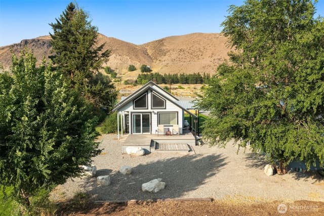 Property photo for 1215 Methow Valley Hwy E, Twisp photo 4