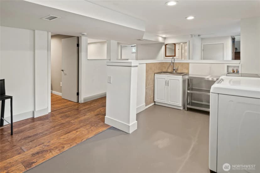 Property photo for 2020 Sunset Drive W, University Place photo 26